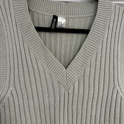 H&M sweater vest