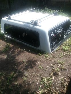 Hello my is Albert and I have this nice white camper is for sell small bed ask for Albert my number is or