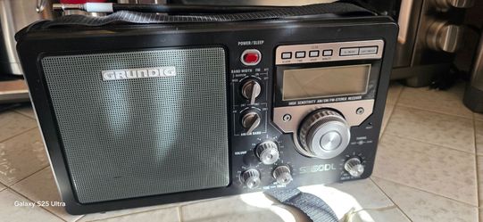 📻 Vintage Grundig S350DL Field Radio - Clear AM/FM & Shortwave - $50