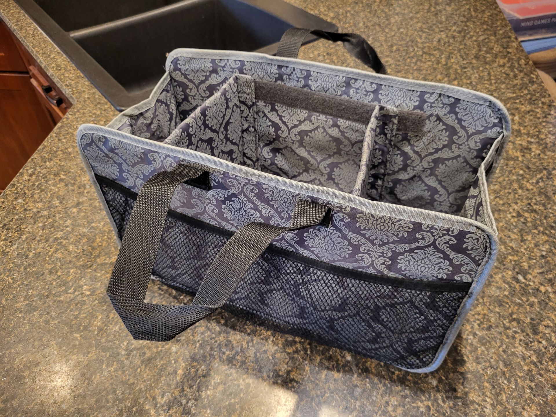 Mary Kay collapsible gray print tote