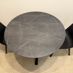 Dining Table with 2 Chairs 