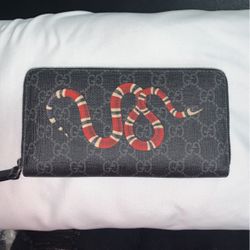 Gucci Wallet Have The Box And Pouch (original)