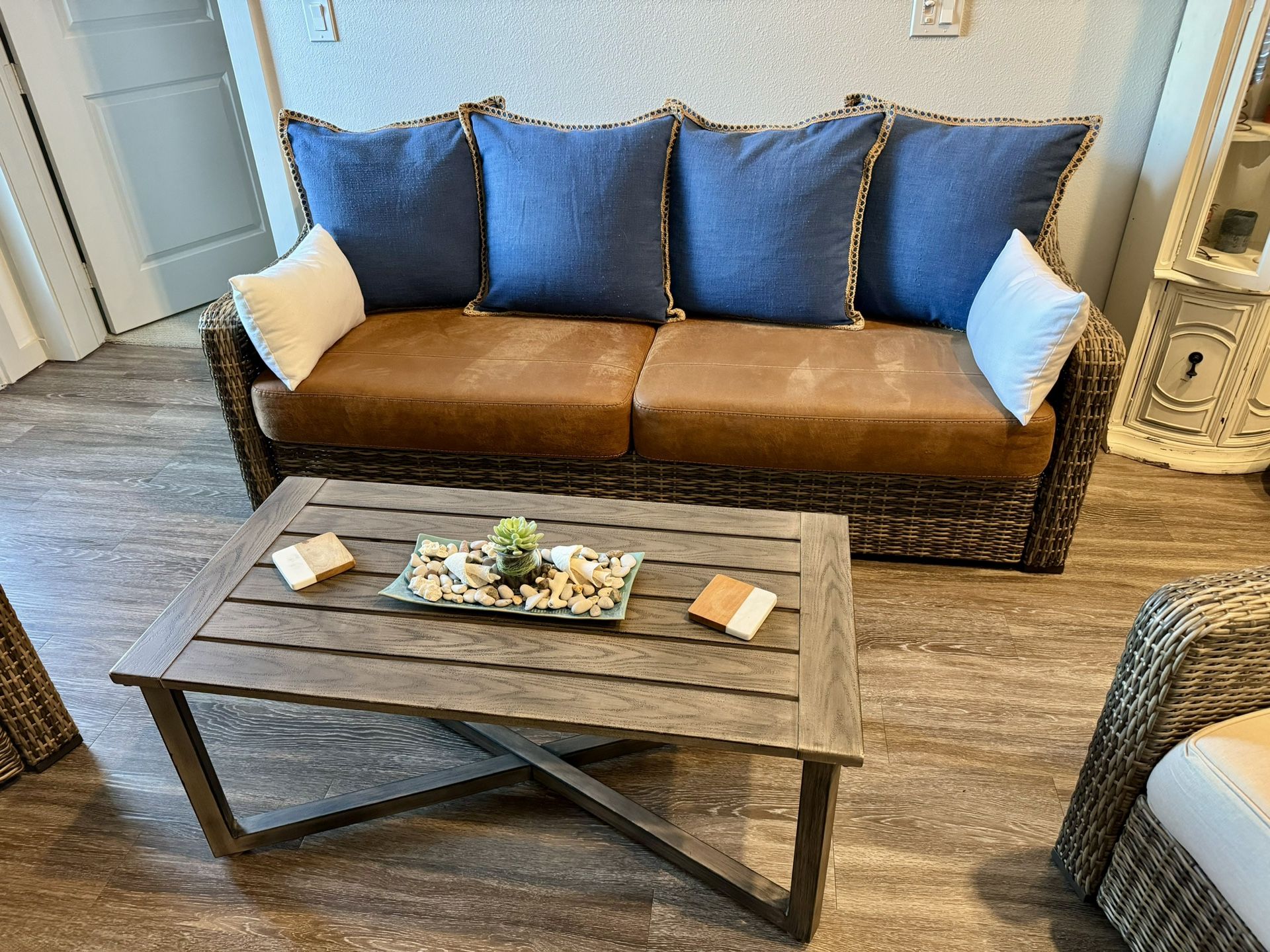 Pending Pick Up - Patio Set