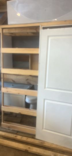 Pocket door 32”