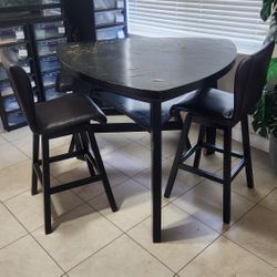 Kitchen Table 