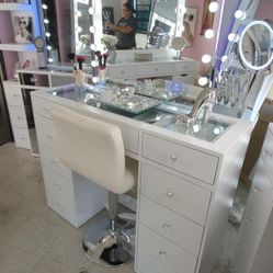 vanity with Bluetooth 