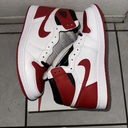 Jordan 1 High Heritage 