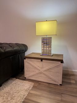 Modern mirrored geometric table lamp