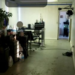 paint / ceramic tile