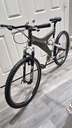 Trek Y22 OCLV ( Carbon Frame ) Bike