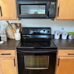 Whirlpool Microwave and Stove