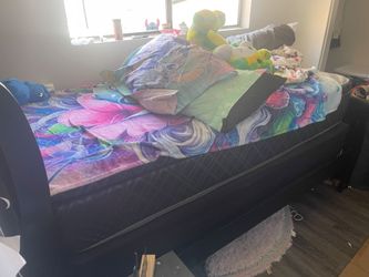 Twin Bed Set