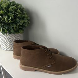 Bass authentic brand-new men's brown lace up ankle boot, color brown, size 8