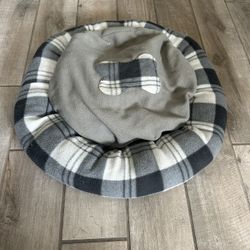 Small Dog Bed 