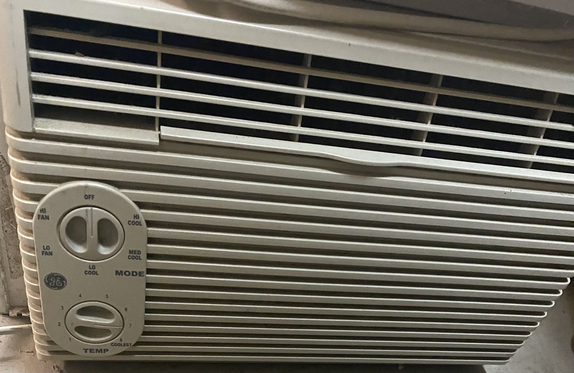 GE air conditioning window unit 5200 BTU