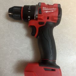 MILWAUKEE Compact Brushless Drill/Driver