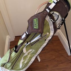Sun Mountain Superlight 2.5 or Swift Carry Stand Golf Bag