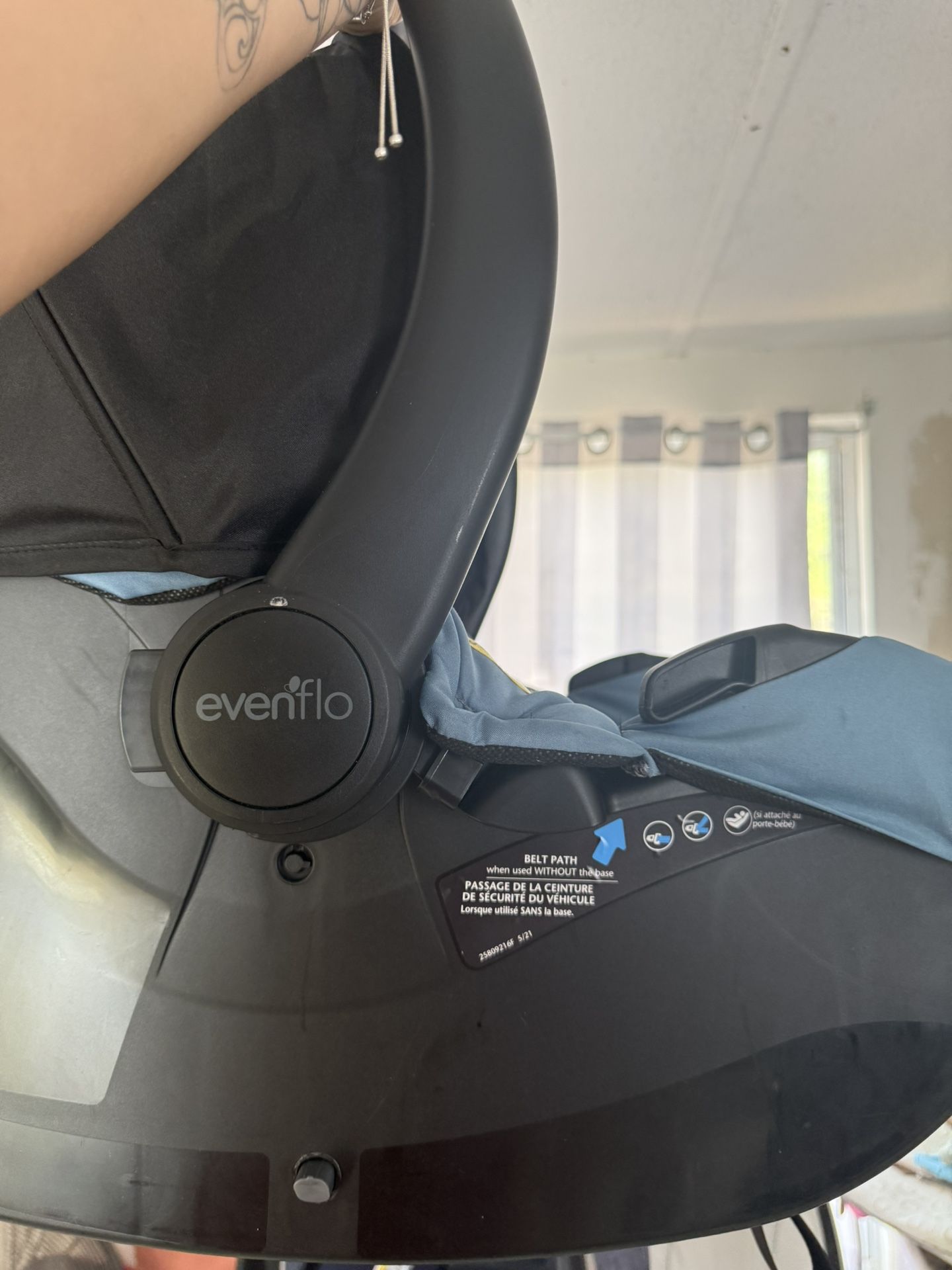 Evenflo Car seat