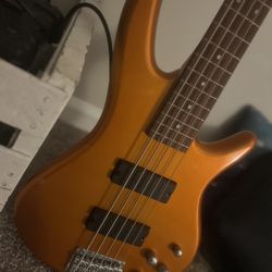 Ibanez GIO Soundgear 5-String Bass – Great Condition!