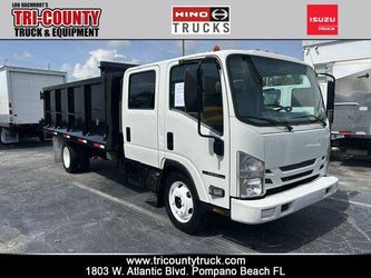 2022 Isuzu NPR HD