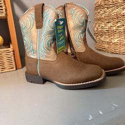 NEW Ariat toddler boots size 8