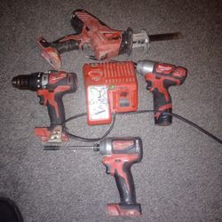 Milwaukee Set