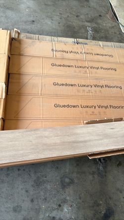 Laminate vinyl planks LVP