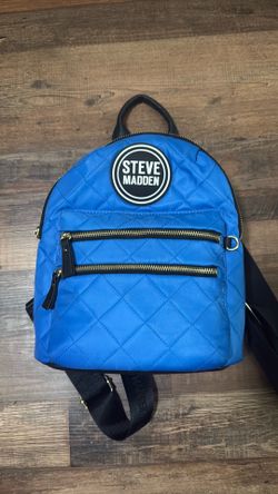 Steve Madden small back pack