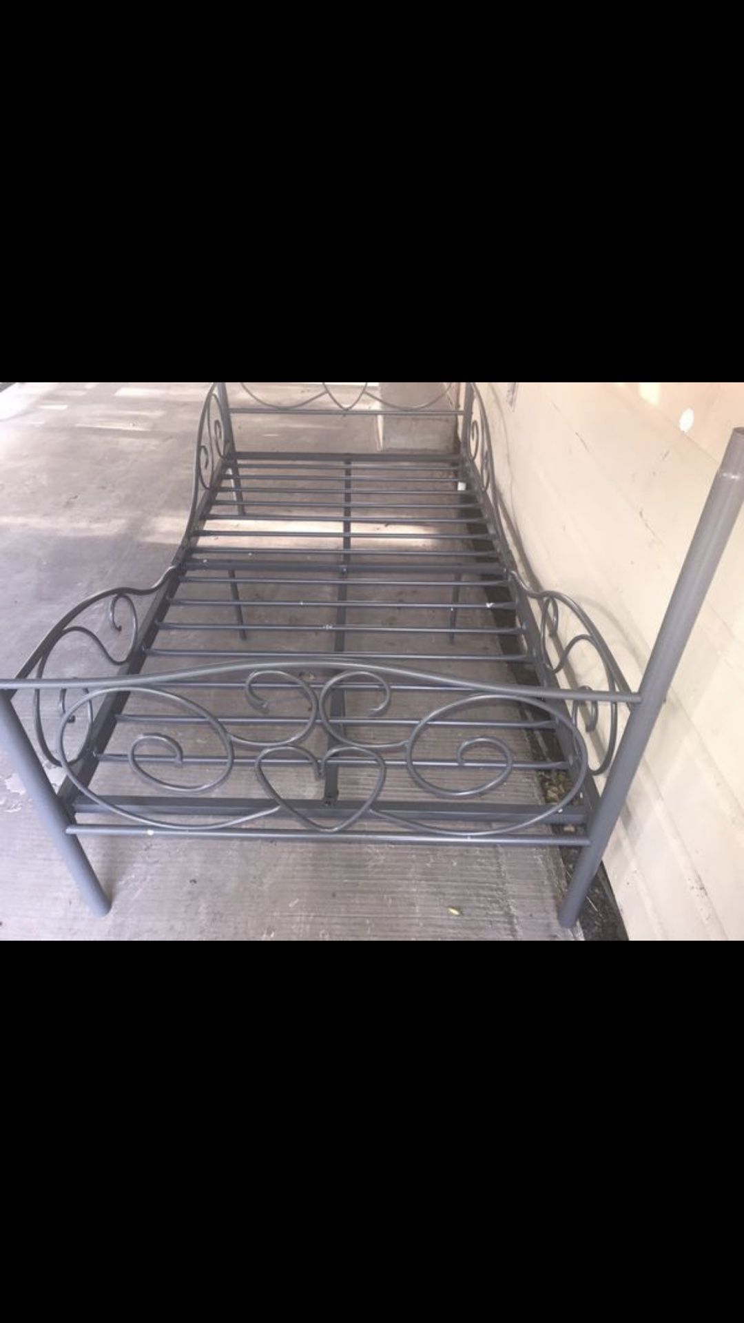 Twin bed frame $10