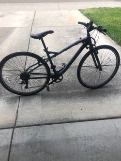 28” hyper urban 700c hybrid bike
