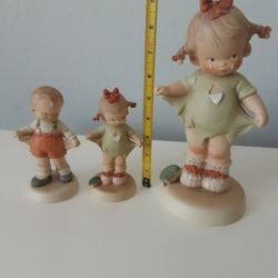 Memories of Yesterday Porcelain Figurines All For $27
