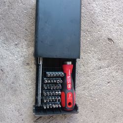 WIHA multi-bit screwdriver tools set