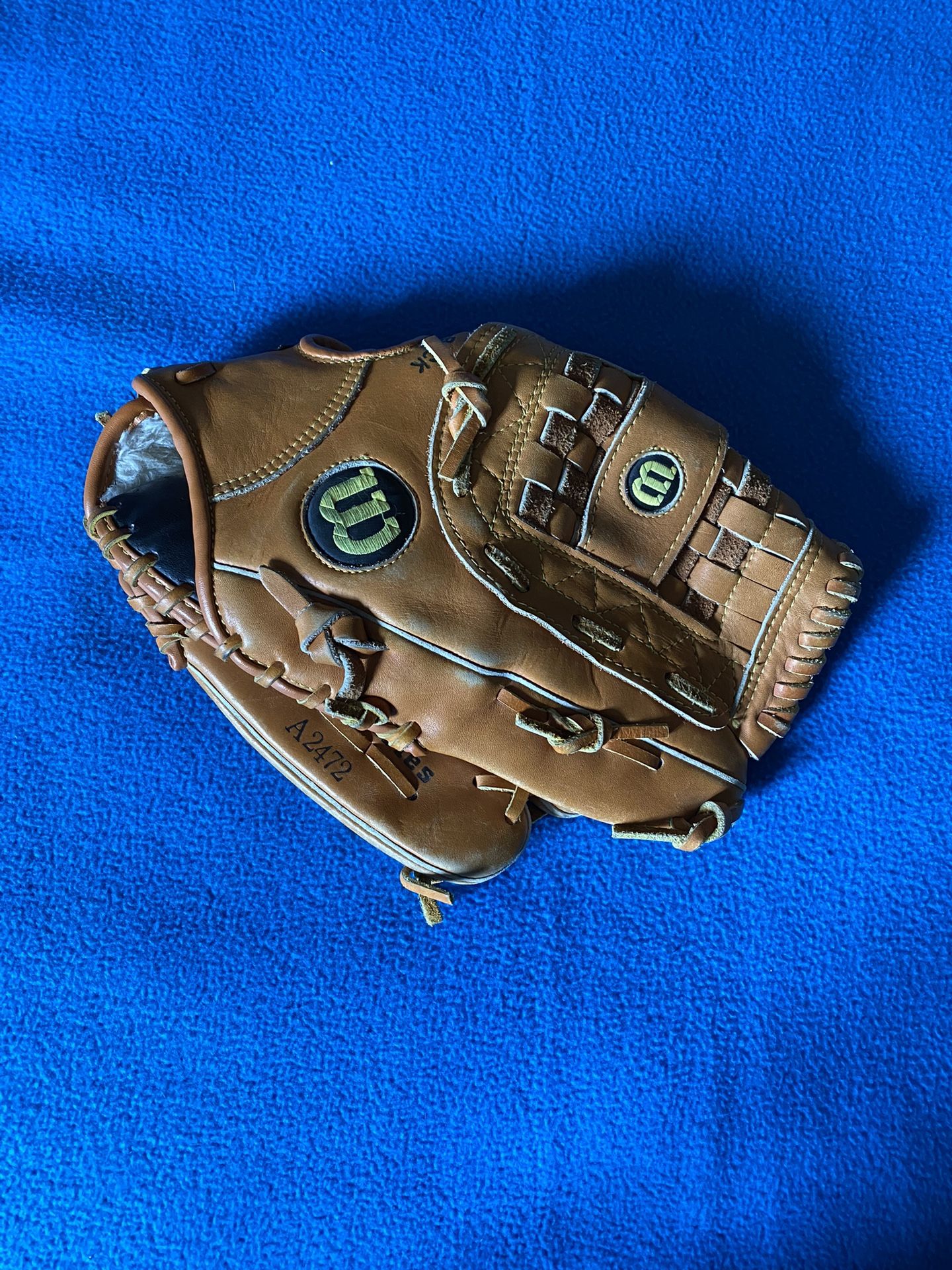 Wilson Elite  Series  A 2472  13”  Pattern Baseball Glove 