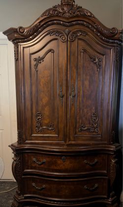 wooden wardrobe with drawers /mueble