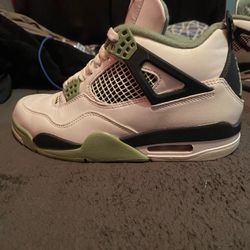 Jordan 4 Retro 