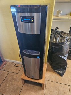 Water Dispenser