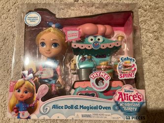 Disney Junior Alice's Wonderland Bakery Doll & Magical Oven Set