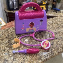 Doc Mc Stuffins Doctor kit