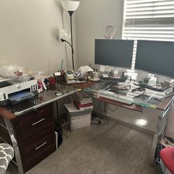 Desk And File cabinet 