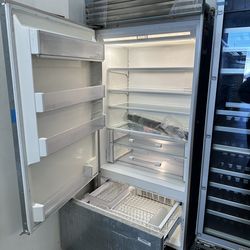 36” Panel Ready Sub-Zero Built in Refrigerator