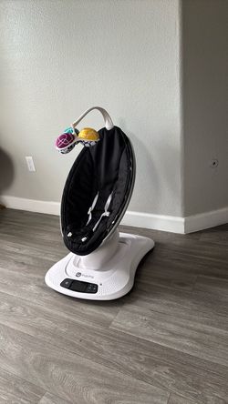 Motion Baby Swing - 4moms