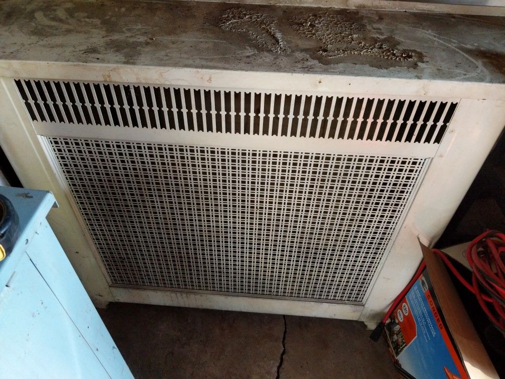 Antique vintage radiator covers !! Ea for Sale in Riverside, IL - OfferUp
