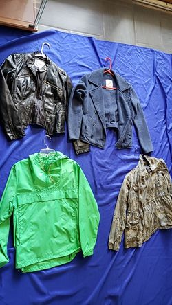 Womens jakets 20 for all size medium and one larg