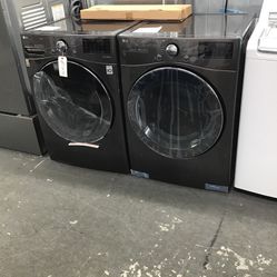 New Scratch And Dent LG Front Load Washer And Dryer Set. 1 year Warranty 