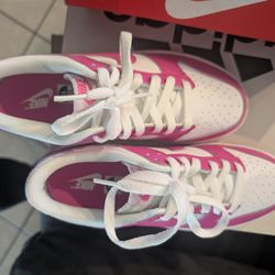 Girls Pink Nikes