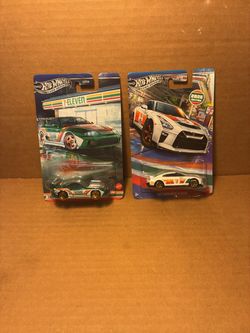 HOT WHEELS 2 PACK (Milwaukie,OR)