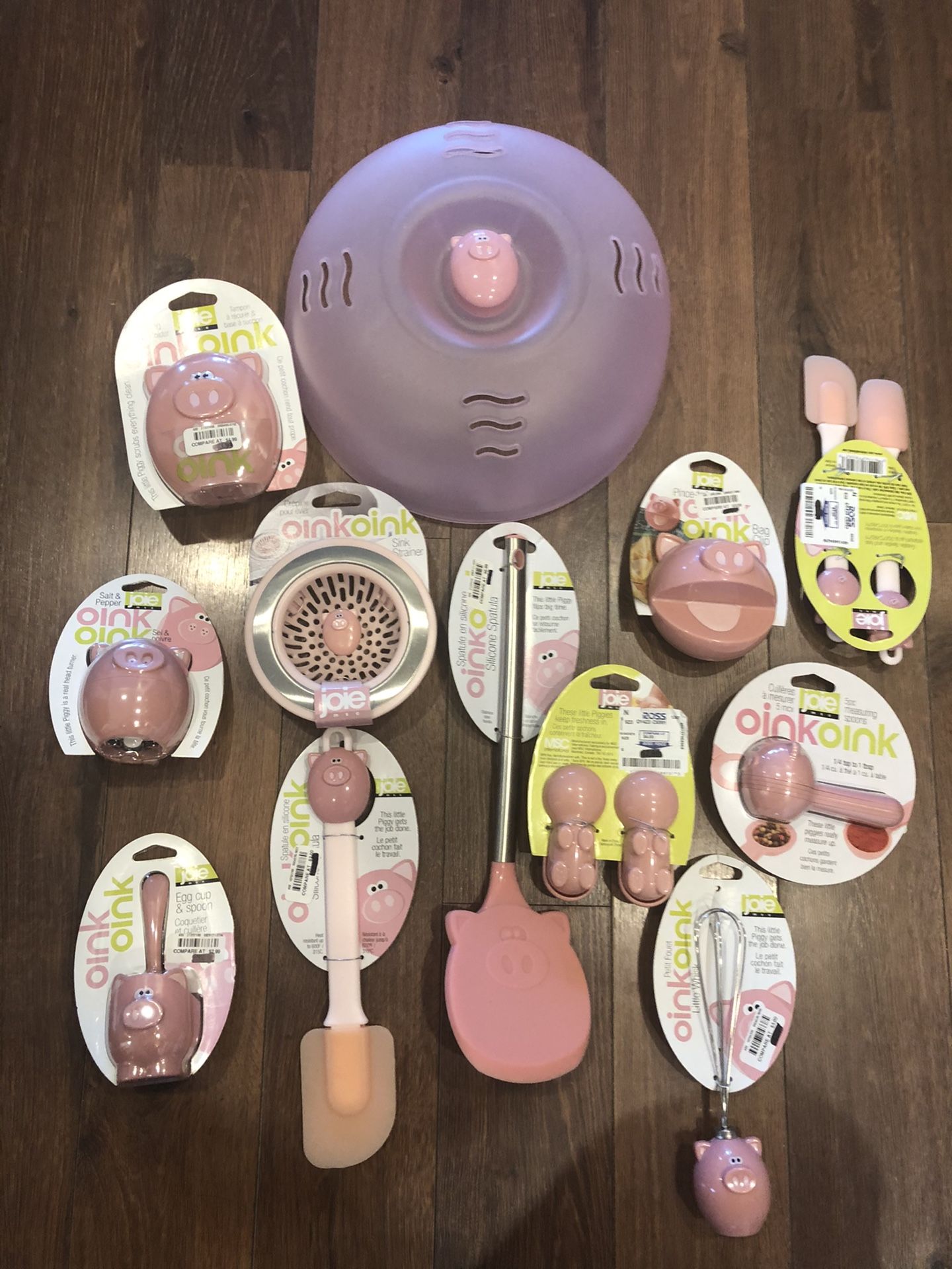 New Pig Themed Kitchen Gadgets For Pig Collectors, Farmers , Farmhouse - 12 Pieces 