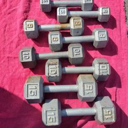 SET OF 15s. 10s. 8s. 5s. HEXHEAD DUMBBELLS  TOTAL 76LBs
11525 S HALSTED  DUNKINDONUTS/7111.S WESTERN WALGREENS
 70$   CASH ONLY  AS IS
