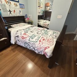 Twin Beds/Bunk Bed