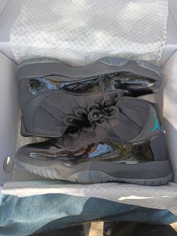 Air Jordan 11 Retro in Gamma Blue size 10 with Original box!